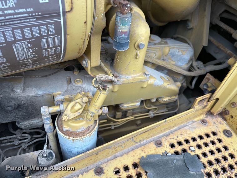 image for item DW4375 1991 Caterpillar D8N dozer