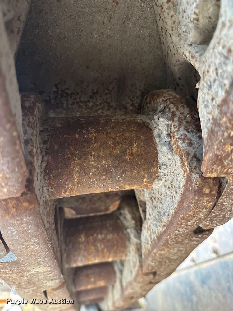 image for item DW4375 1991 Caterpillar D8N dozer