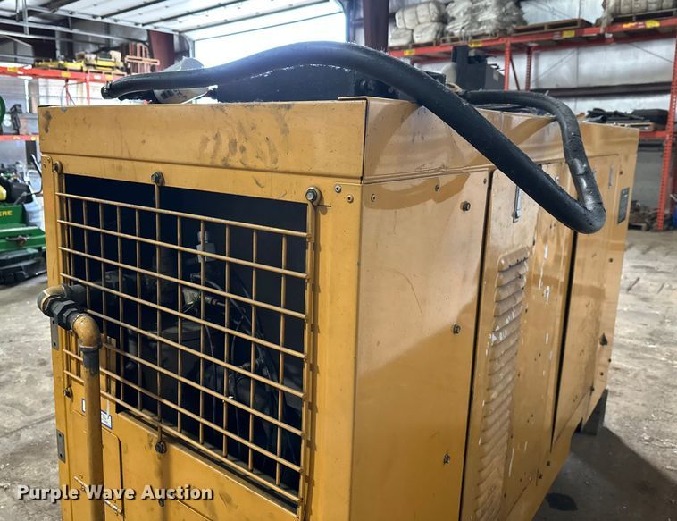 image for item DW4376 1996 Leroi air compressor