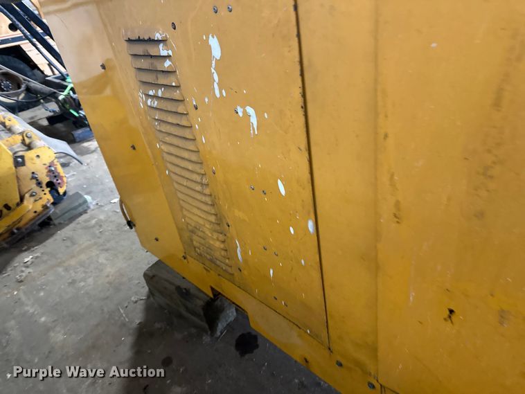 image for item DW4376 1996 Leroi air compressor