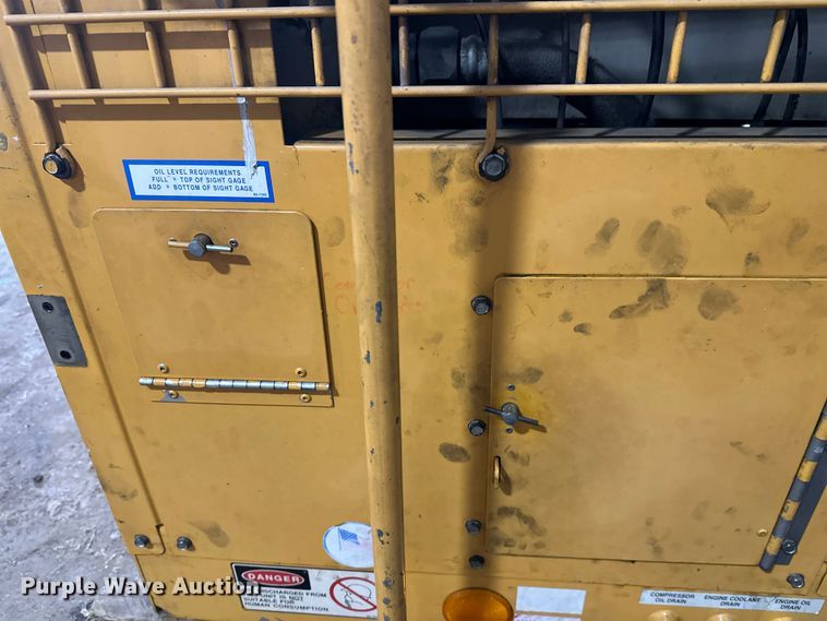 image for item DW4376 1996 Leroi air compressor