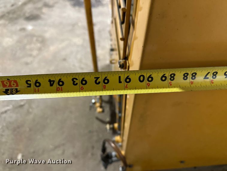 image for item DW4376 1996 Leroi air compressor