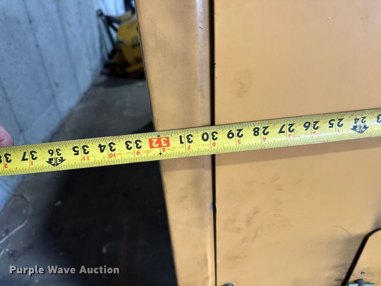 image for item DW4376 1996 Leroi air compressor