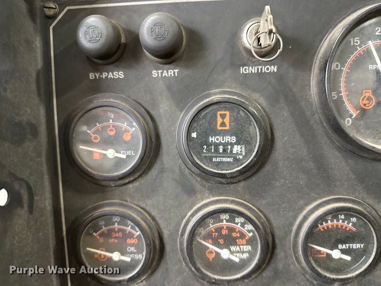 image for item DW4376 1996 Leroi air compressor