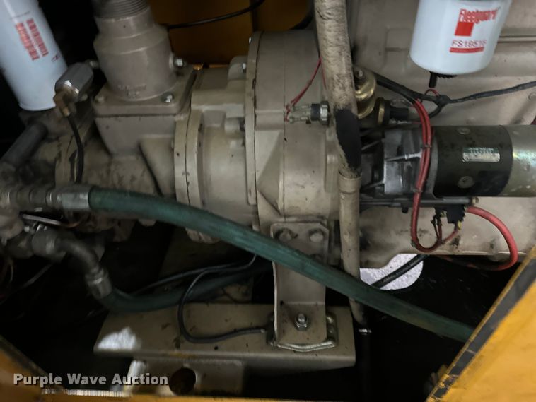 image for item DW4376 1996 Leroi air compressor