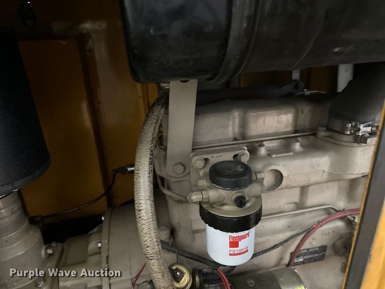 image for item DW4376 1996 Leroi air compressor