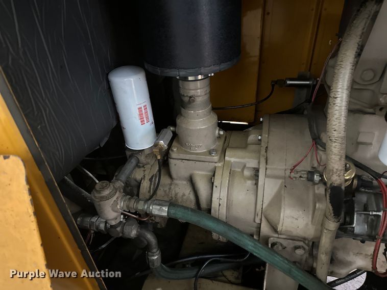 image for item DW4376 1996 Leroi air compressor