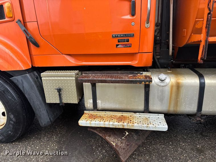 image for item DW4378 2008 Sterling LT9500 Series dump truck