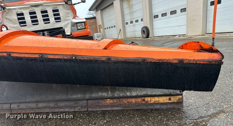 image for item DW4378 2008 Sterling LT9500 Series dump truck