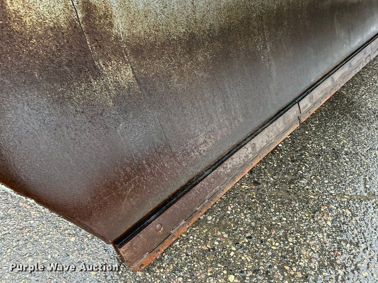 image for item DW4378 2008 Sterling LT9500 Series dump truck