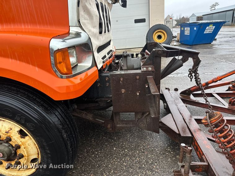 image for item DW4378 2008 Sterling LT9500 Series dump truck