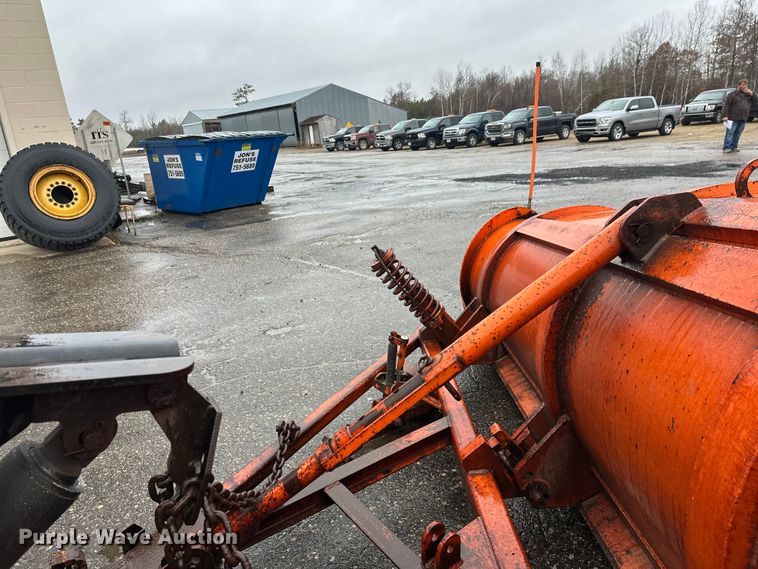image for item DW4378 2008 Sterling LT9500 Series dump truck