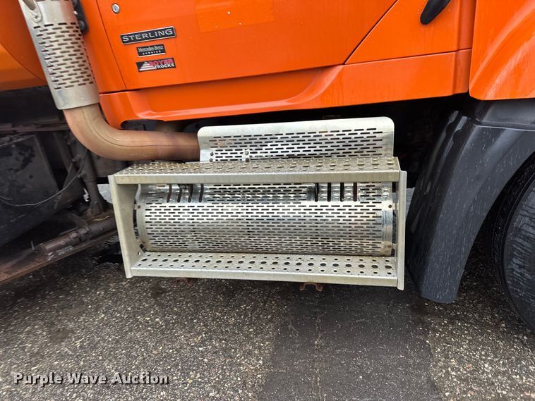 image for item DW4378 2008 Sterling LT9500 Series dump truck