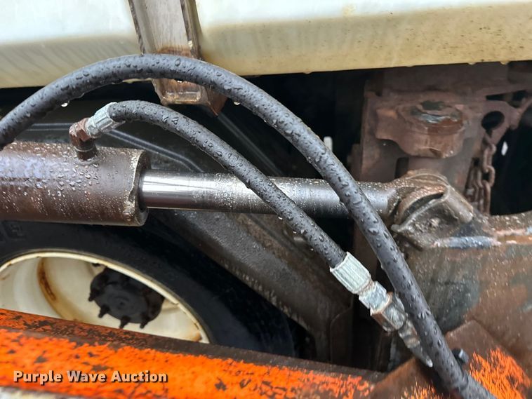 image for item DW4378 2008 Sterling LT9500 Series dump truck