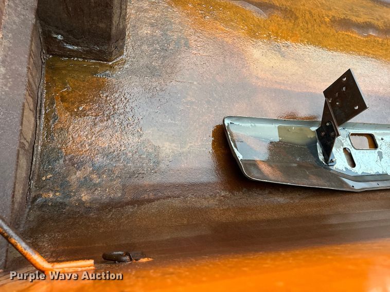 image for item DW4378 2008 Sterling LT9500 Series dump truck