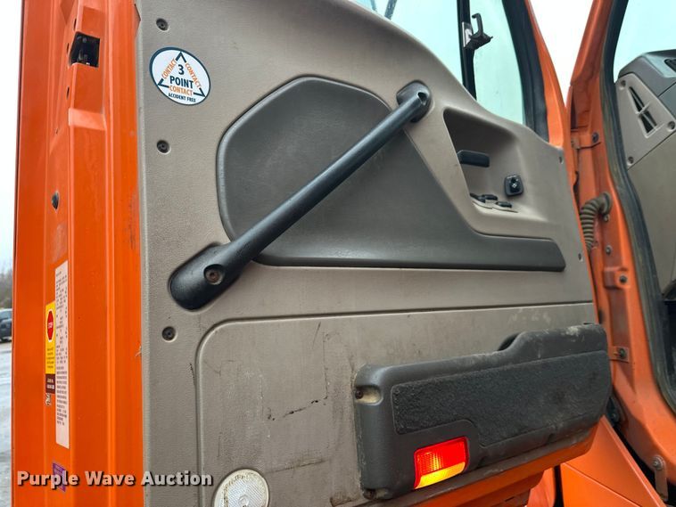 image for item DW4378 2008 Sterling LT9500 Series dump truck