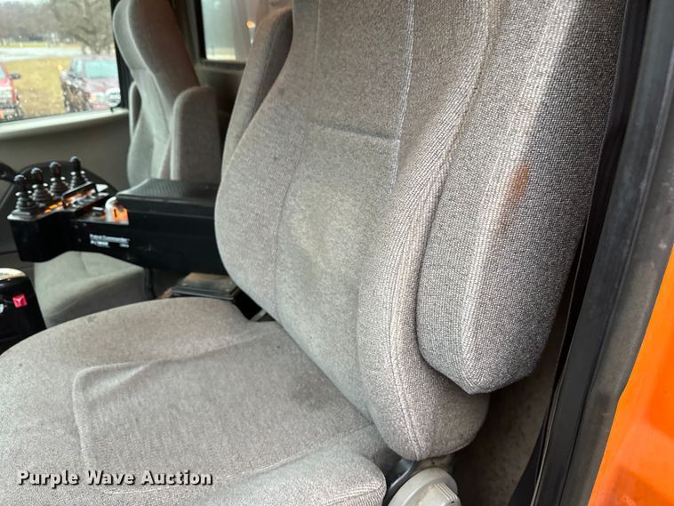 image for item DW4378 2008 Sterling LT9500 Series dump truck