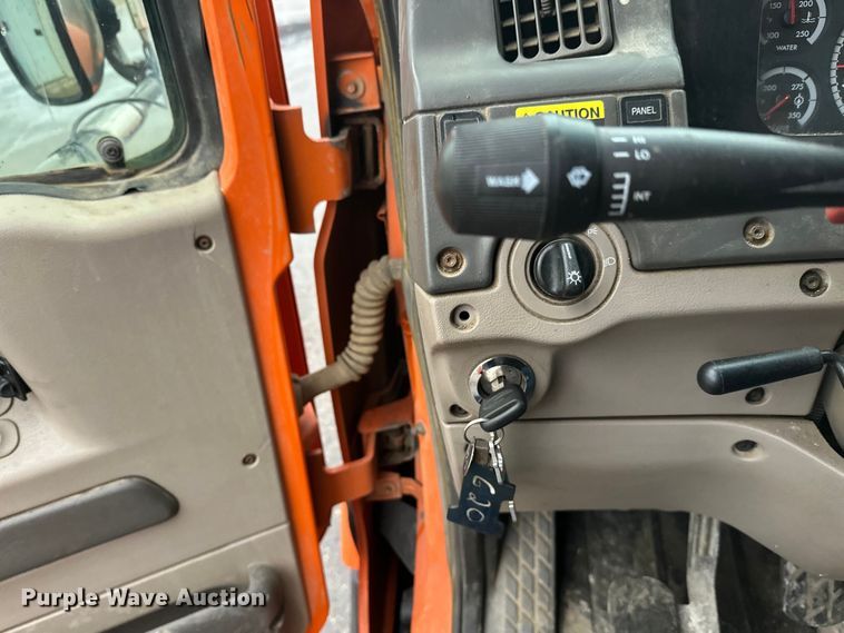 image for item DW4378 2008 Sterling LT9500 Series dump truck