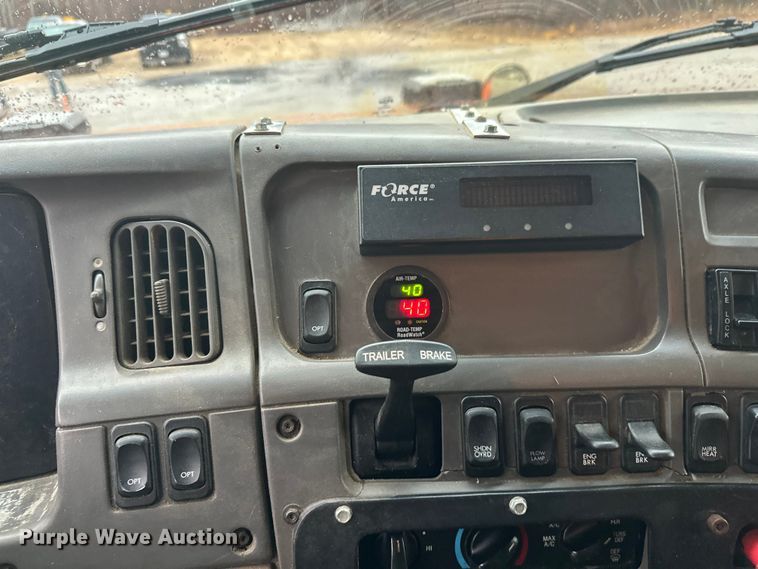 image for item DW4378 2008 Sterling LT9500 Series dump truck