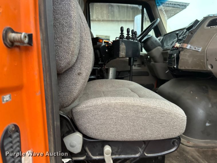 image for item DW4378 2008 Sterling LT9500 Series dump truck