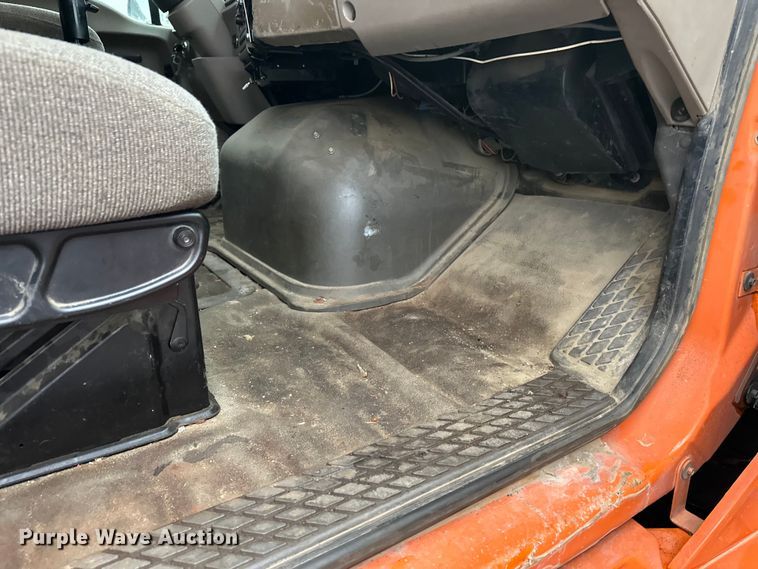 image for item DW4378 2008 Sterling LT9500 Series dump truck