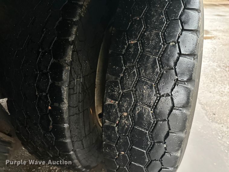 image for item DW4378 2008 Sterling LT9500 Series dump truck