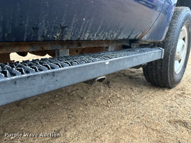 image for item DW4380 2008 Ford F250 Super Duty XL pickup truck