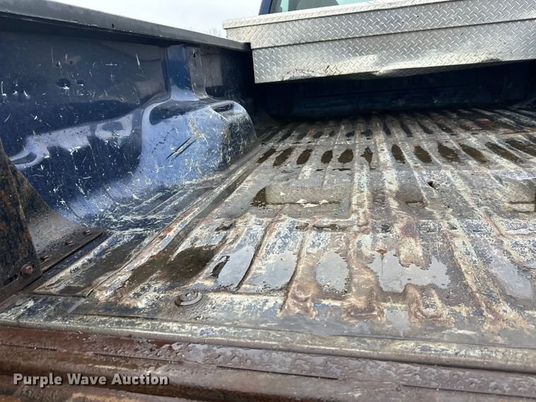 image for item DW4380 2008 Ford F250 Super Duty XL pickup truck