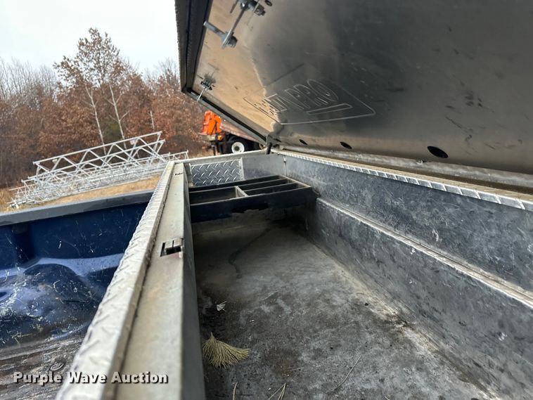 image for item DW4380 2008 Ford F250 Super Duty XL pickup truck