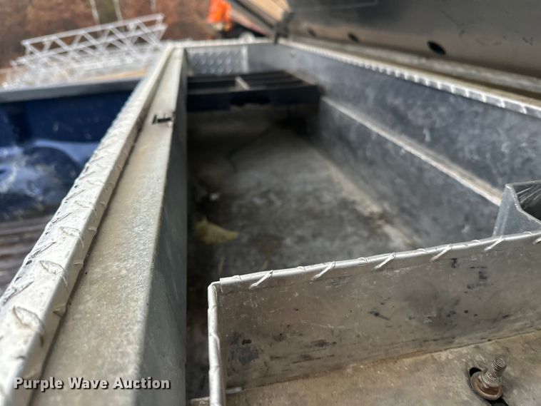 image for item DW4380 2008 Ford F250 Super Duty XL pickup truck