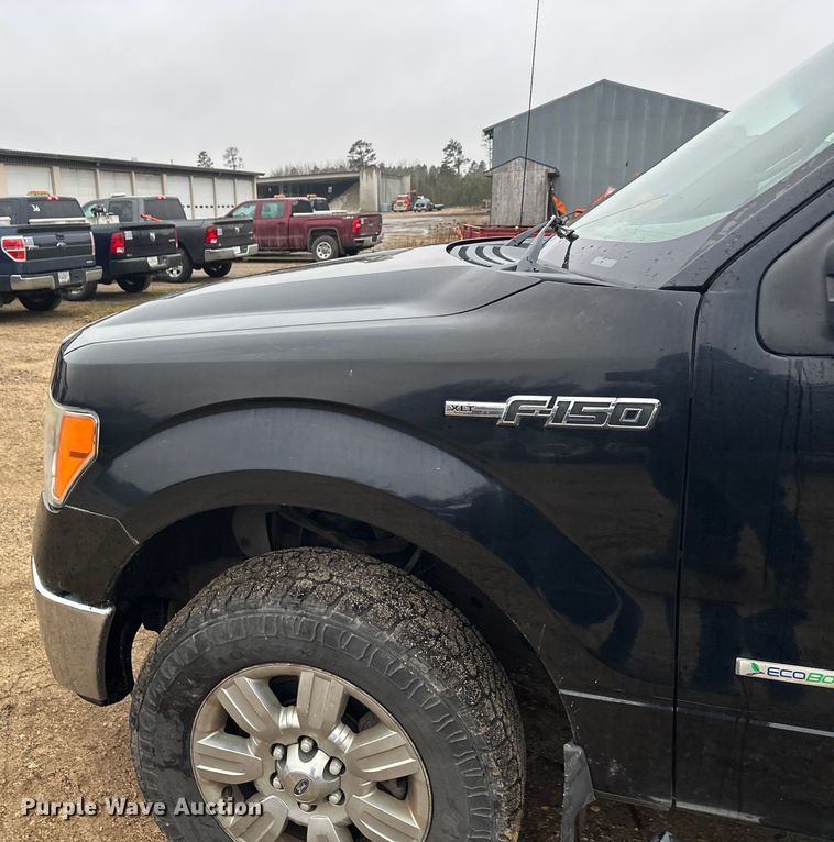 image for item DW4382 2011 Ford F150 XLT SuperCrew pickup truck