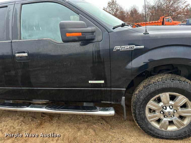 image for item DW4382 2011 Ford F150 XLT SuperCrew pickup truck