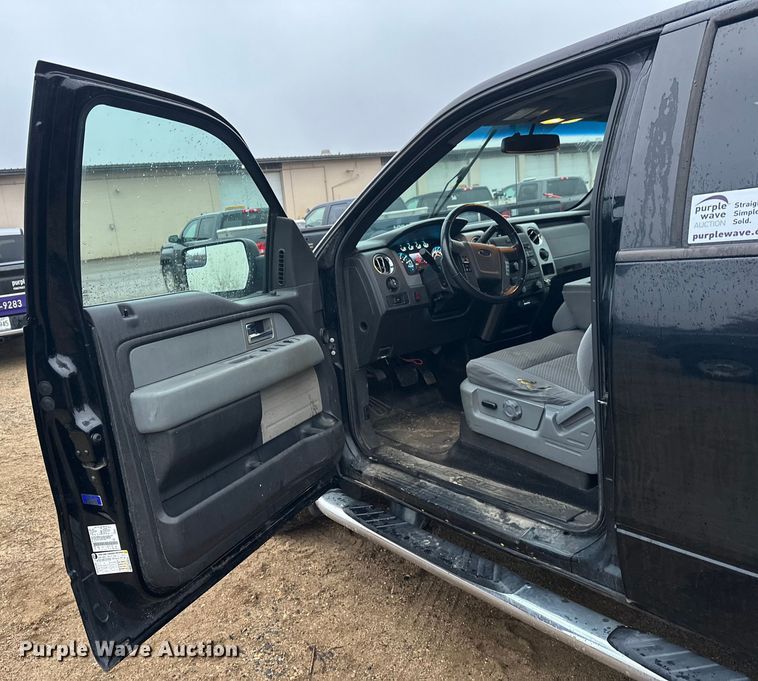 image for item DW4382 2011 Ford F150 XLT SuperCrew pickup truck