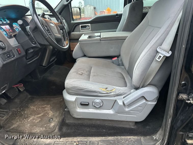 image for item DW4382 2011 Ford F150 XLT SuperCrew pickup truck