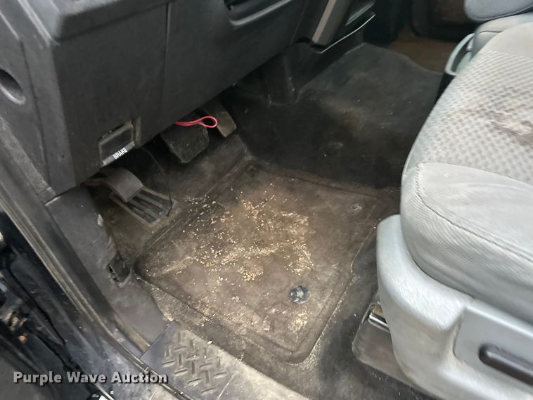 image for item DW4382 2011 Ford F150 XLT SuperCrew pickup truck