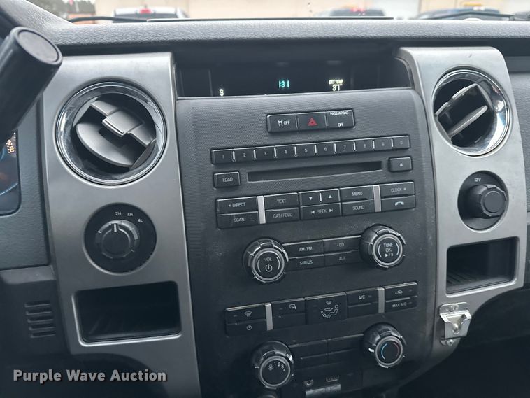 image for item DW4382 2011 Ford F150 XLT SuperCrew pickup truck