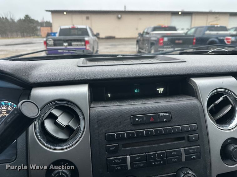 image for item DW4382 2011 Ford F150 XLT SuperCrew pickup truck