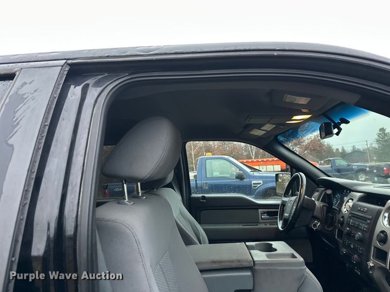 image for item DW4382 2011 Ford F150 XLT SuperCrew pickup truck