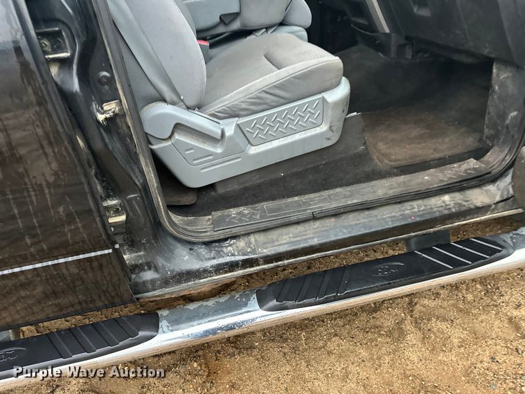 image for item DW4382 2011 Ford F150 XLT SuperCrew pickup truck