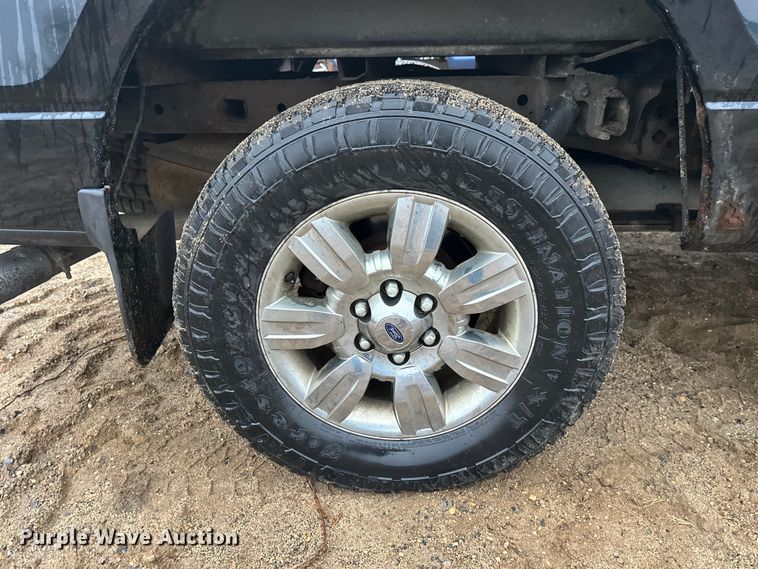 image for item DW4382 2011 Ford F150 XLT SuperCrew pickup truck