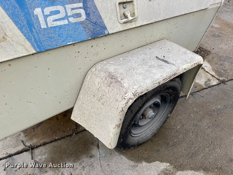 image for item DW6545 Ingersoll Rand P-125A-W-F air compressor