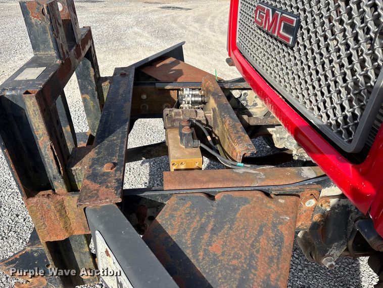 image for item DW7270 2003 GMC C8500 dump truck