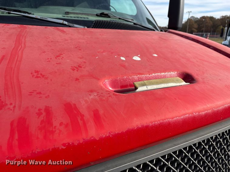 image for item DW7270 2003 GMC C8500 dump truck