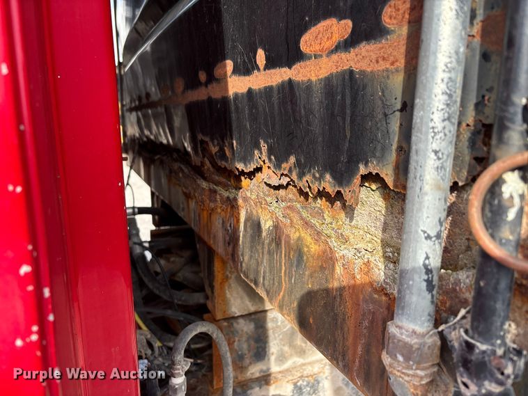 image for item DW7270 2003 GMC C8500 dump truck