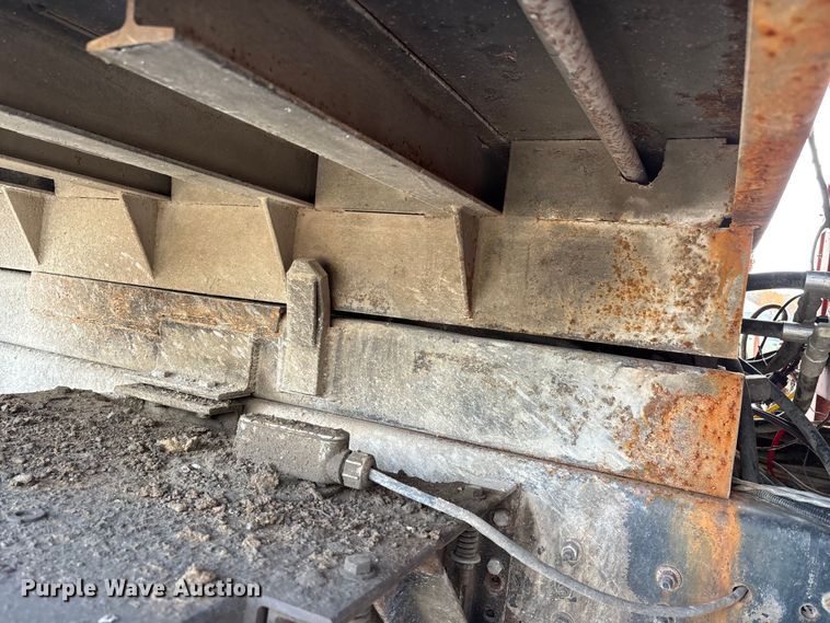 image for item DW7270 2003 GMC C8500 dump truck