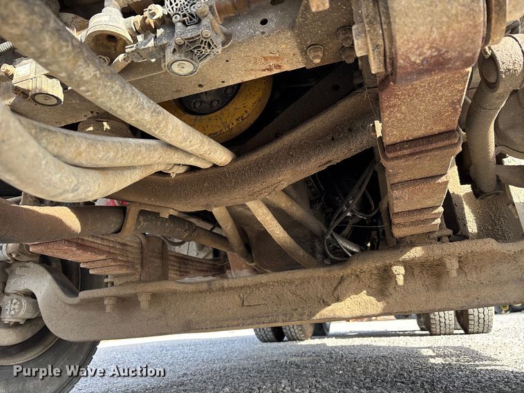 image for item DW7270 2003 GMC C8500 dump truck