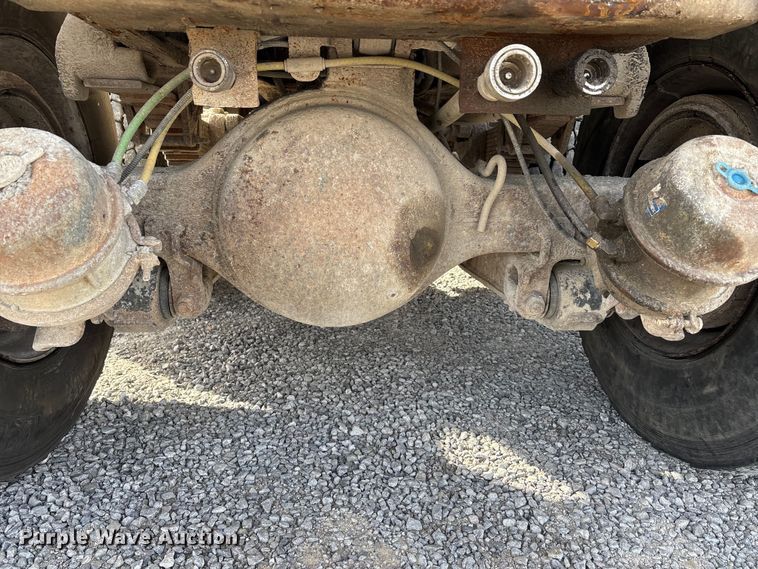 image for item DW7270 2003 GMC C8500 dump truck