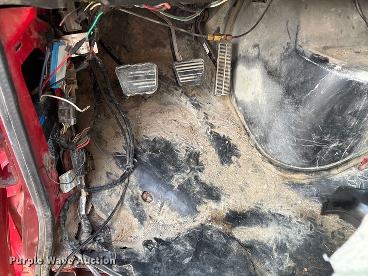 image for item DW7270 2003 GMC C8500 dump truck