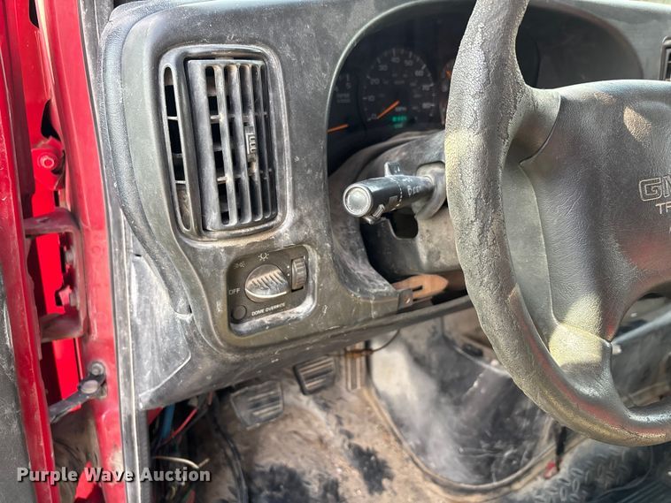 image for item DW7270 2003 GMC C8500 dump truck