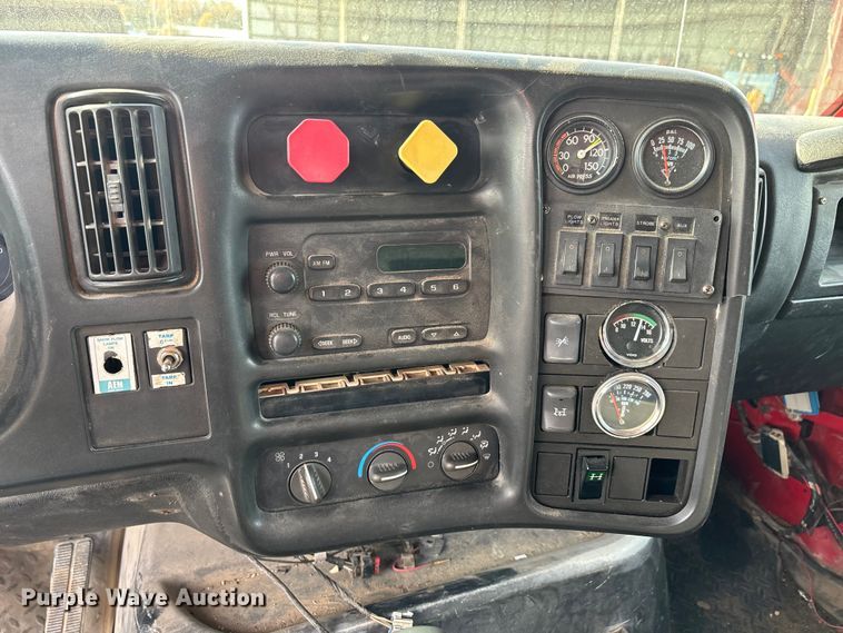 image for item DW7270 2003 GMC C8500 dump truck